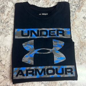 Men’s medium Under Armour Tshirt